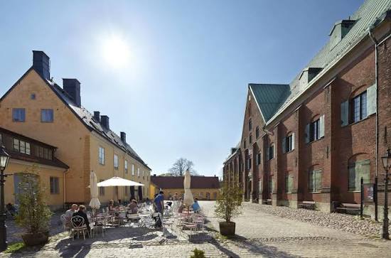 Kronhusområdet och gården idag